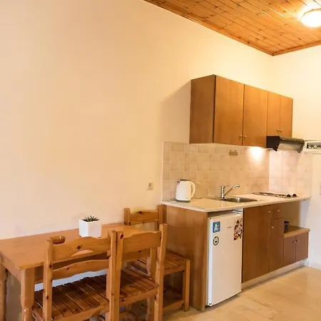 Nicolas' Melitsa Apartment *
